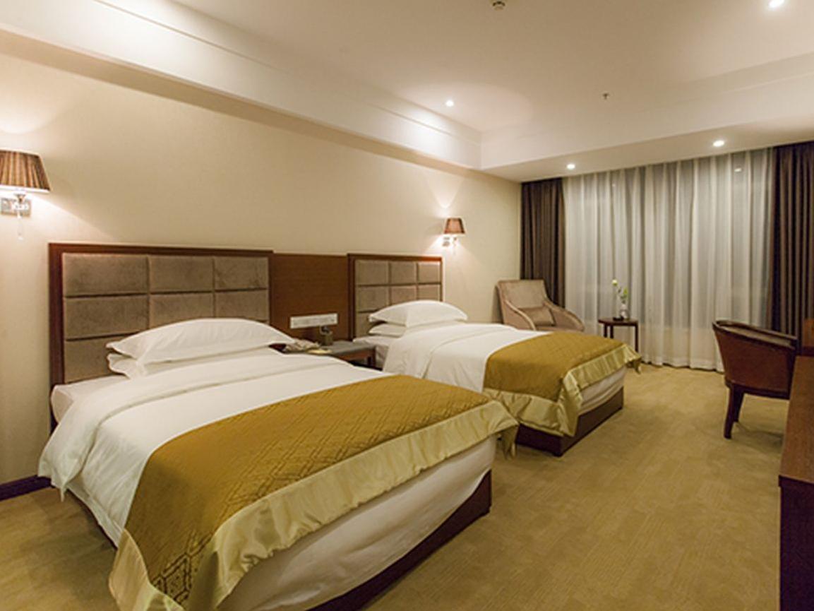 Golden Palm Hotel Zhuhai Esterno foto