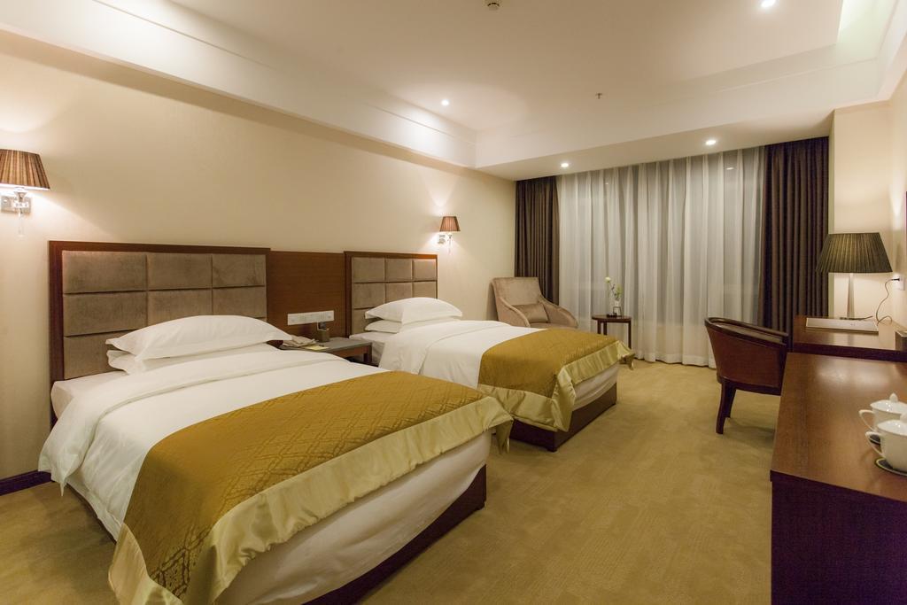 Golden Palm Hotel Zhuhai Esterno foto