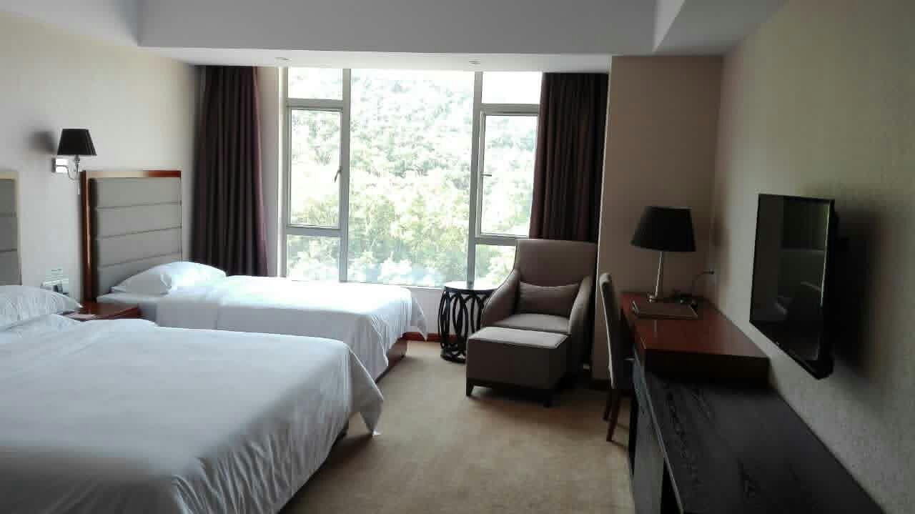 Golden Palm Hotel Zhuhai Esterno foto